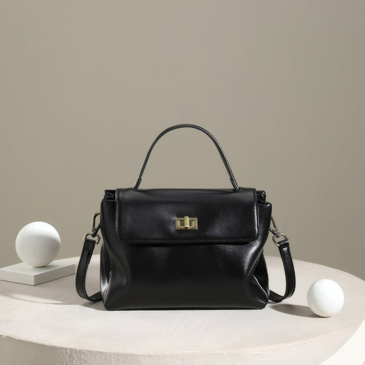 Evora Shoulder Bag