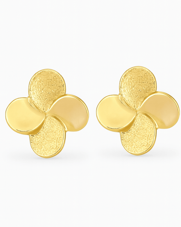 La Petal Clover Stud Earrings