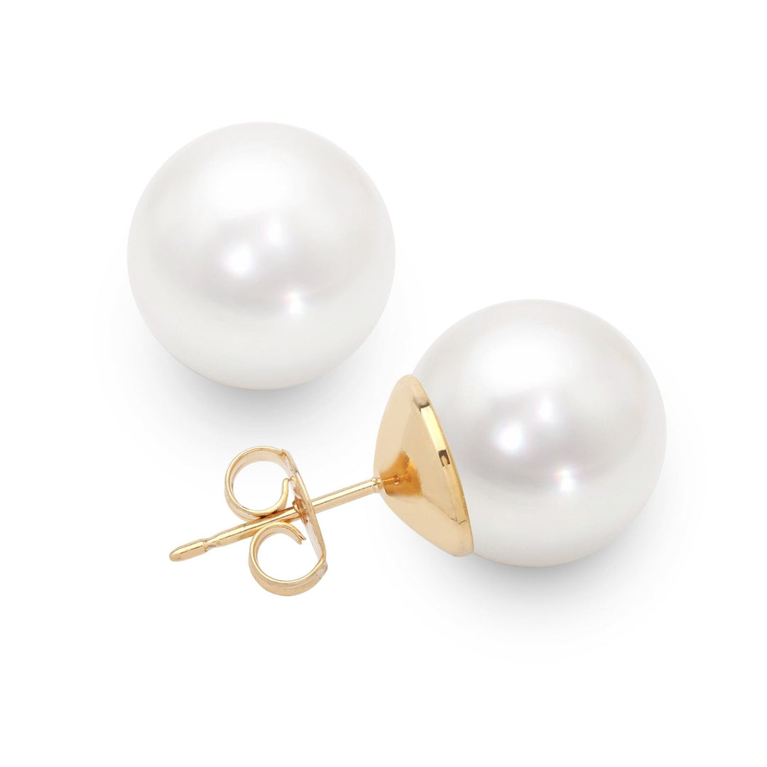 Pearl studs